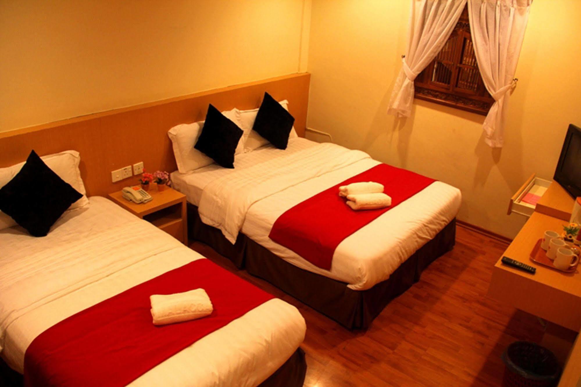 906 Hotel Melaka Raya Exterior photo