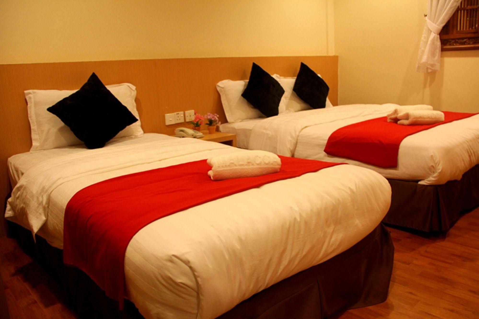 906 Hotel Melaka Raya Exterior photo
